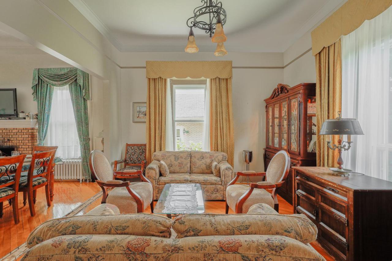 Chez L'Doc Bed & Breakfast Saint-Prosper Ngoại thất bức ảnh